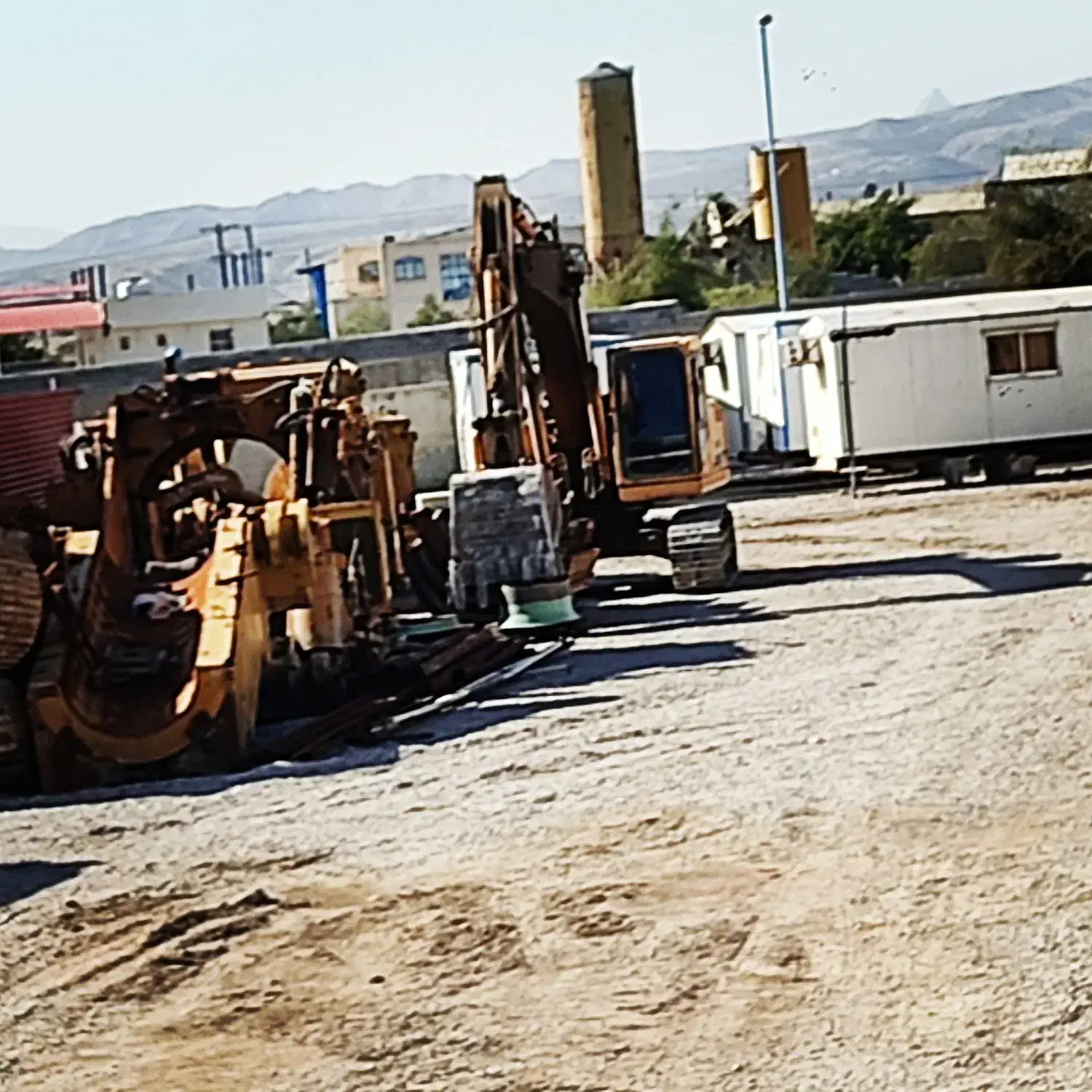 مکانیک سنگین هستم د|خدمات موتور و ماشین|میان ولایت, |دیوار