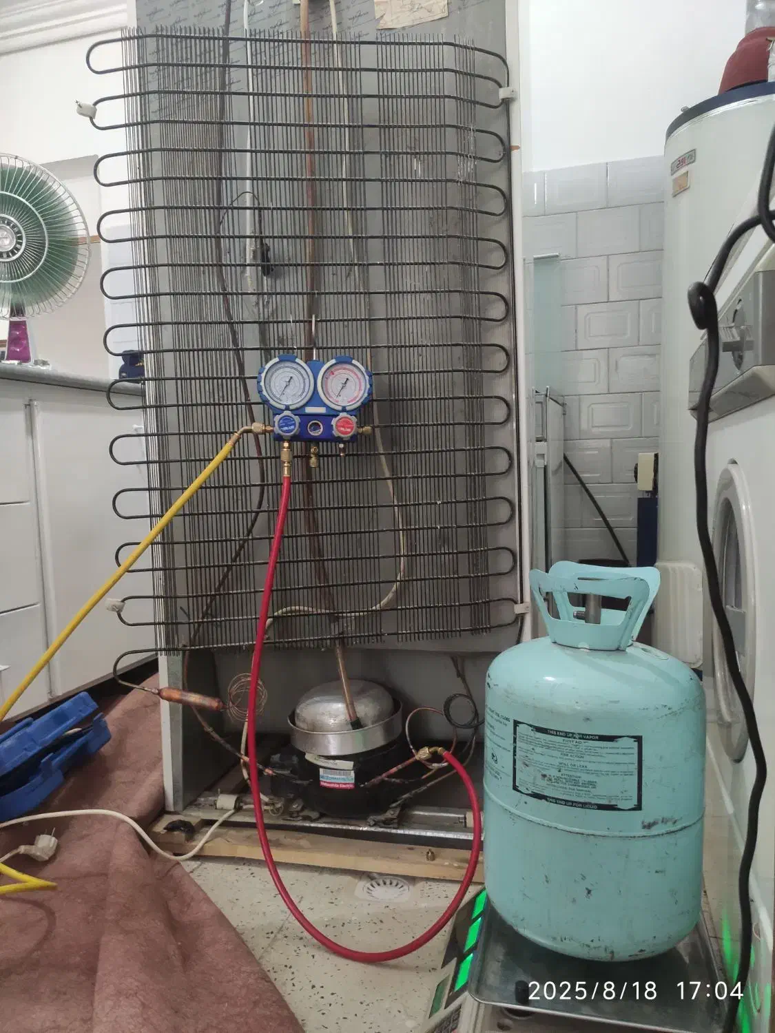 تعمیرات یخچال فریزر شارژ گاز ایستاده مغازه/ خانگی|خدمات پیشه و مهارت|همدان, |دیوار