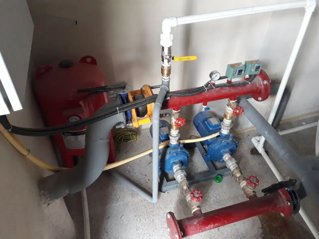 لوله کشی گاز (پکیج آبگرمکن)|خدمات پیشه و مهارت|اسدآباد, |دیوار