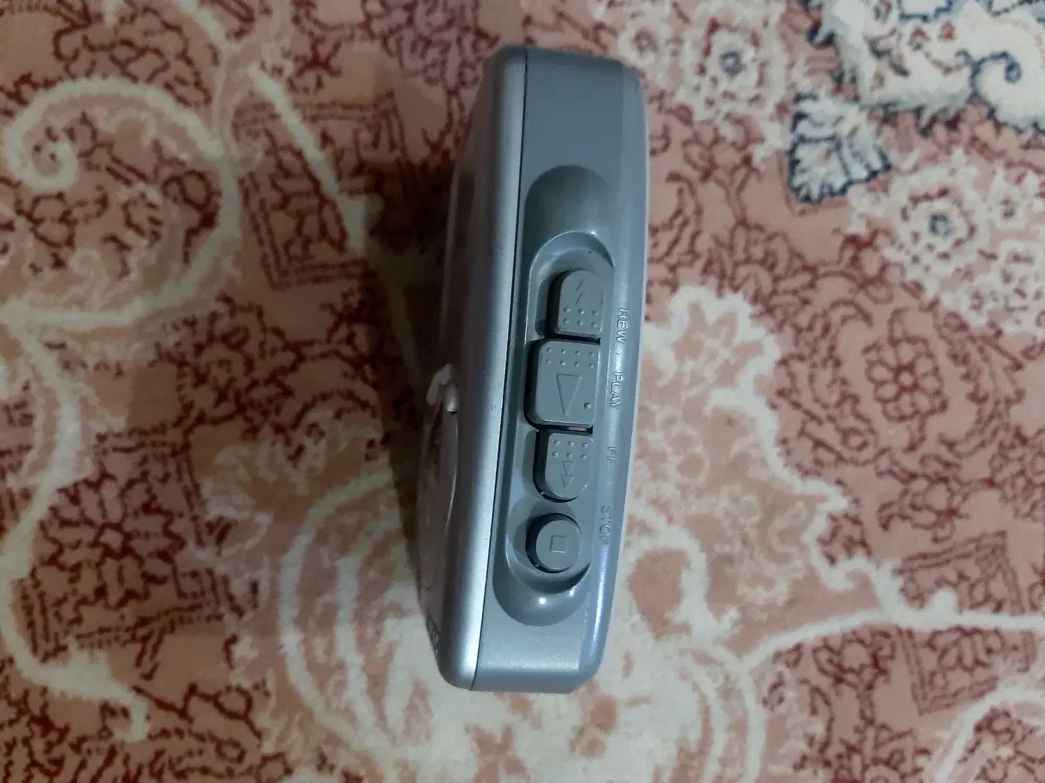 واکمن سونی اصل ژاپن در حد آک واقعی مدل WM-FX271|پخشکننده همراه|اهواز, ۳۰ متری|دیوار