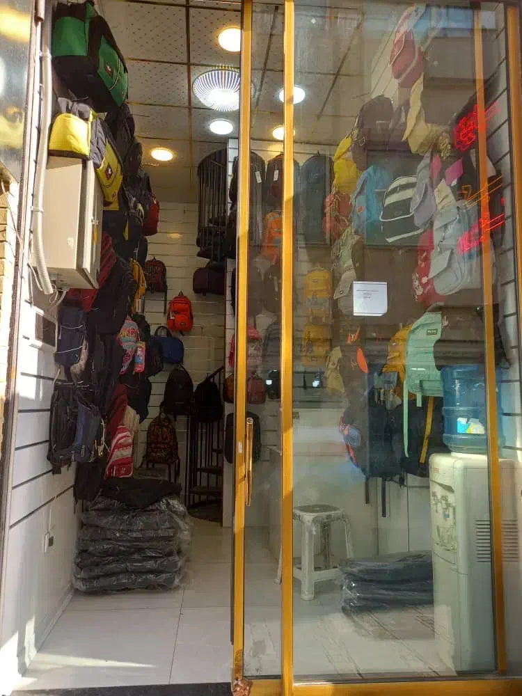 مغازه نوساز بازار کیف فروشان|اجارهٔ مغازه و غرفه|تهران, امین حضور|دیوار