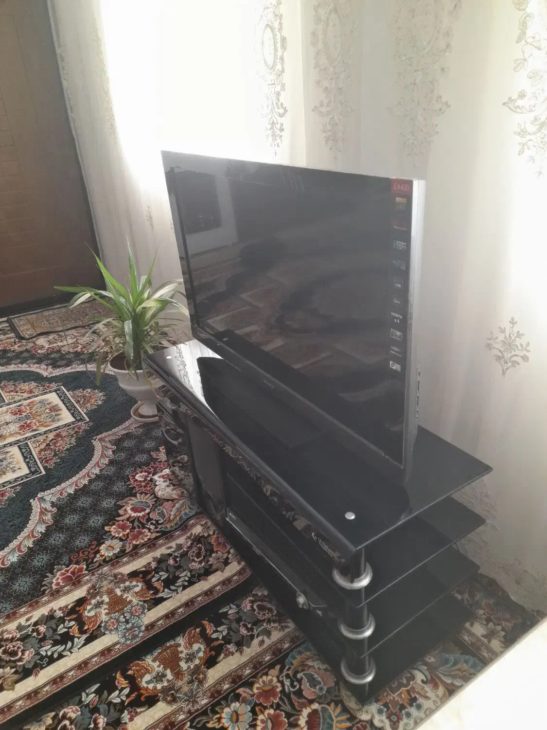 تلویزیون ال اس دی ۴۰اینچ|تلویزیون و پروژکتور|سبزوار, هویزه|دیوار