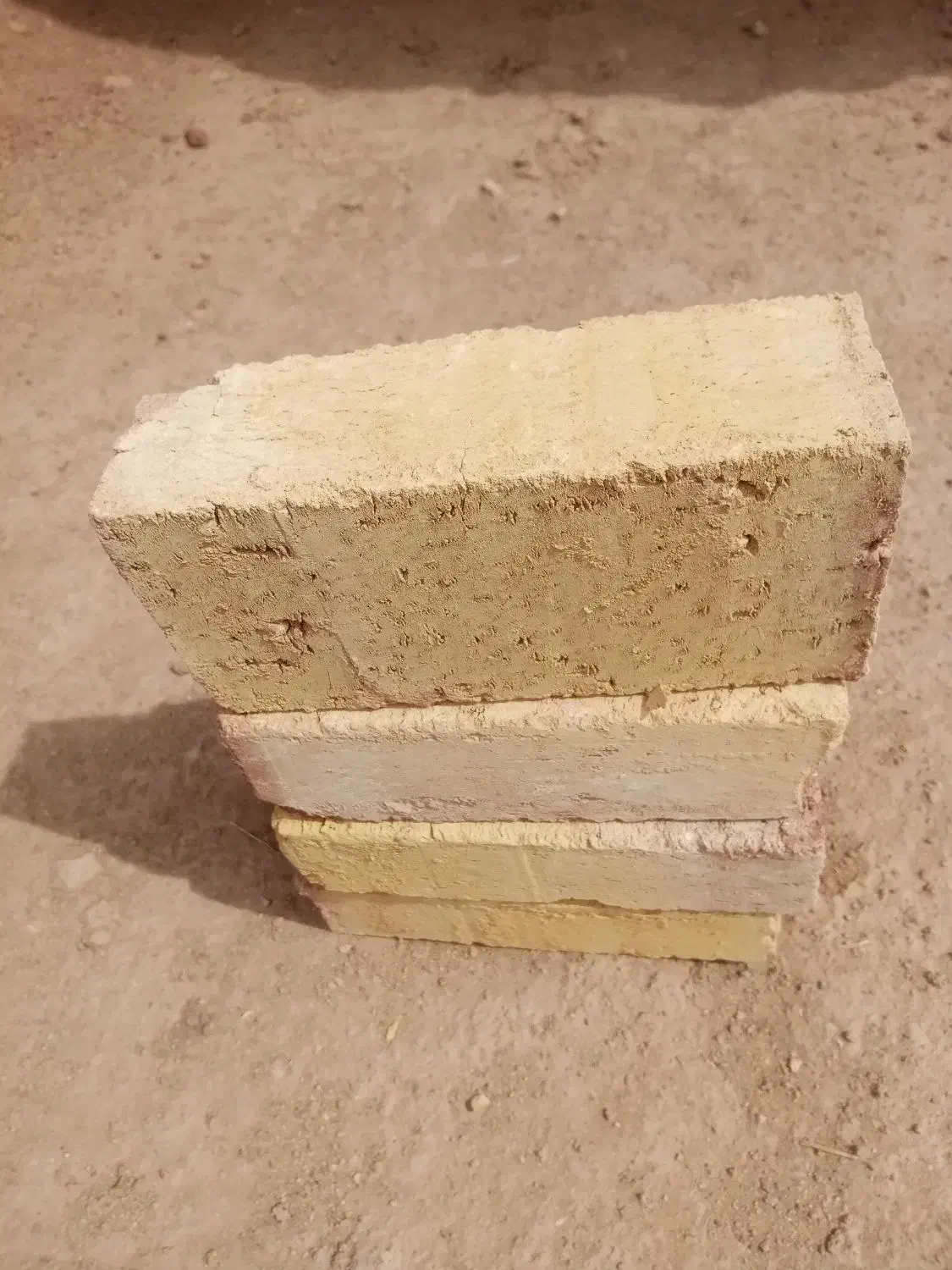 پخش وفروش مصالح ساختمانی آجر فشاری بهمنی ماسه آهک|عمدهفروشی|هشتگرد, شهرک سهیلیه|دیوار