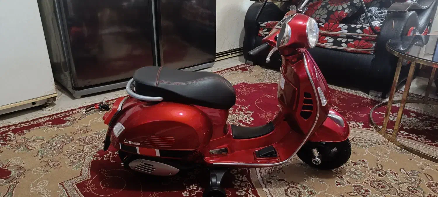 موتور شارژی وسپا|اسباب‌بازی بچه|لاهیجان, کوه بیجار|دیوار