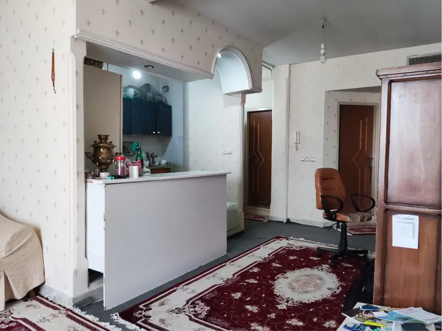 آپارتمان ۸۷متری سرافرازی/امیرالمومنین نزدیک خیابان|فروش آپارتمان|کاشان, فاز ۱ ناجی آباد|دیوار