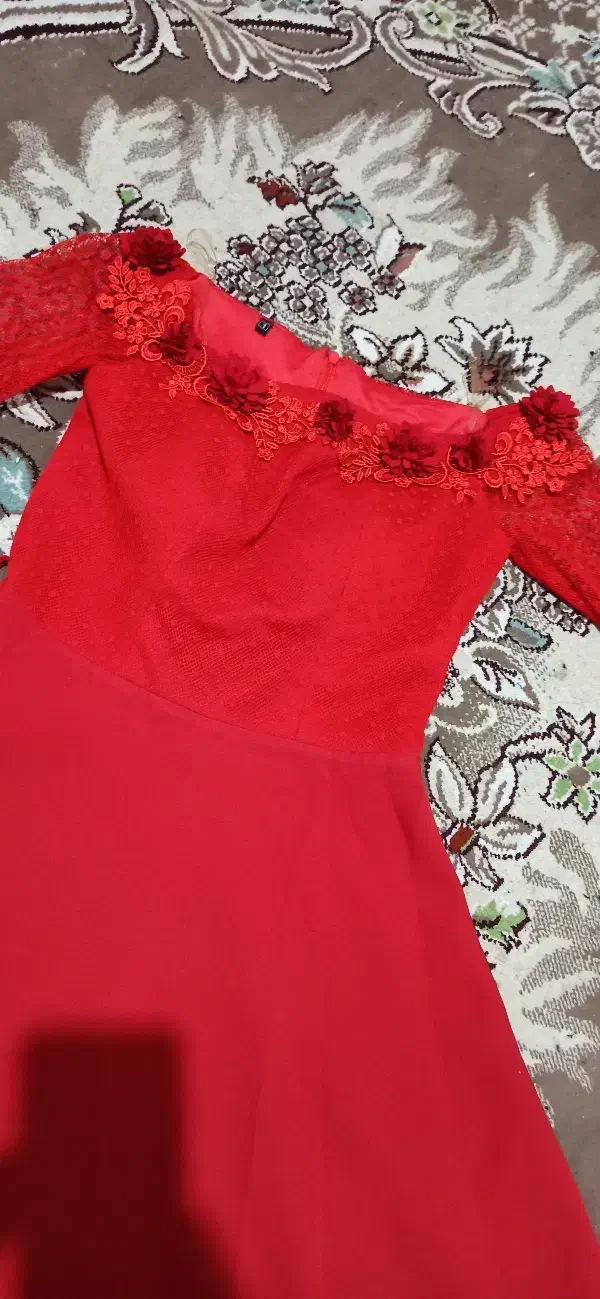 پیراهن عقد و لباس مجلسی|لباس|مشهد, طبرسی شمالی|دیوار