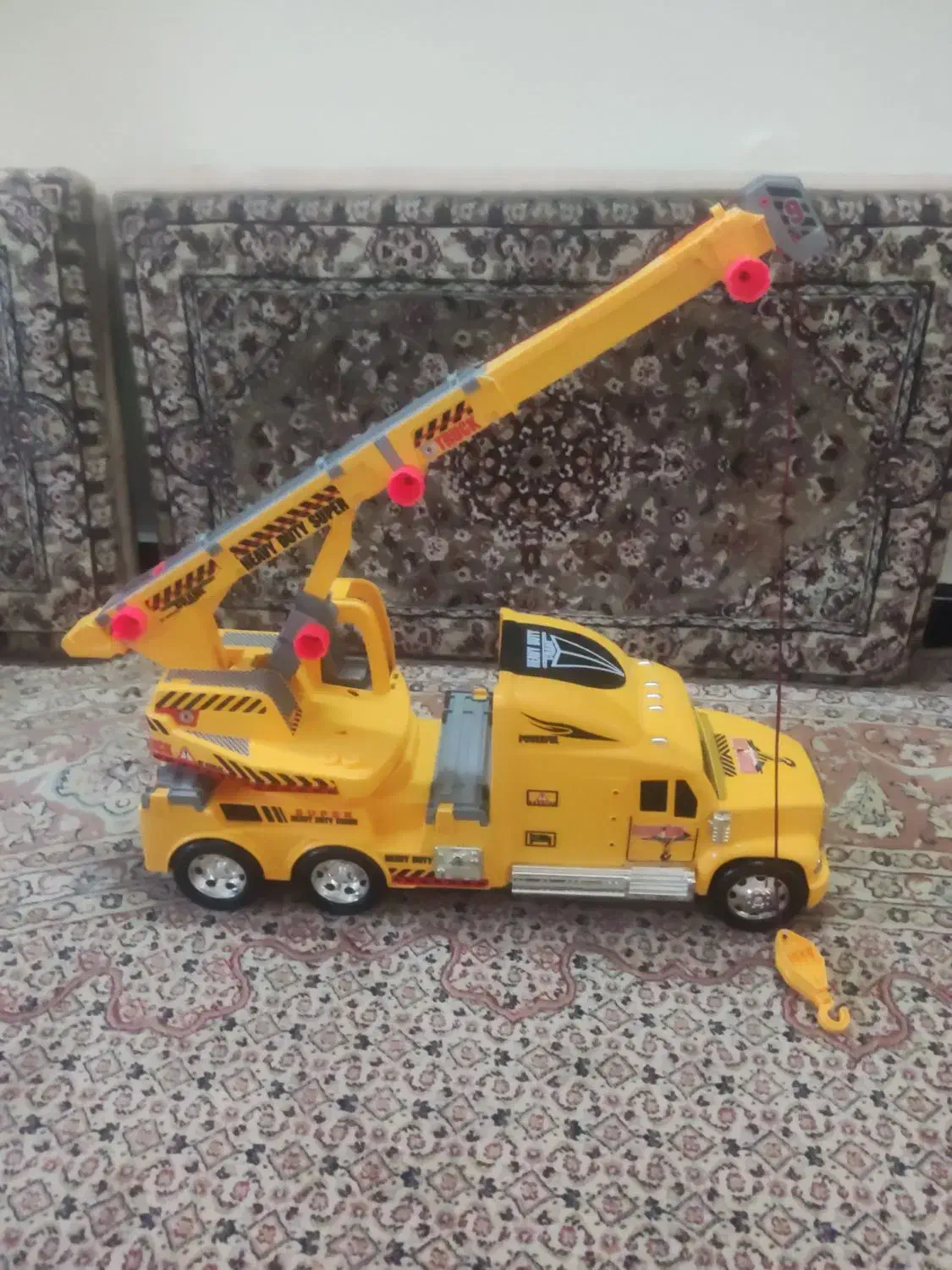 ماشین بازی جرثقیل بزرگ کاملا سالم و در حد نو|اسباببازی|کرمانشاه, |دیوار