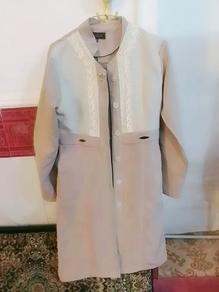 مانتو|لباس|زابل, |دیوار