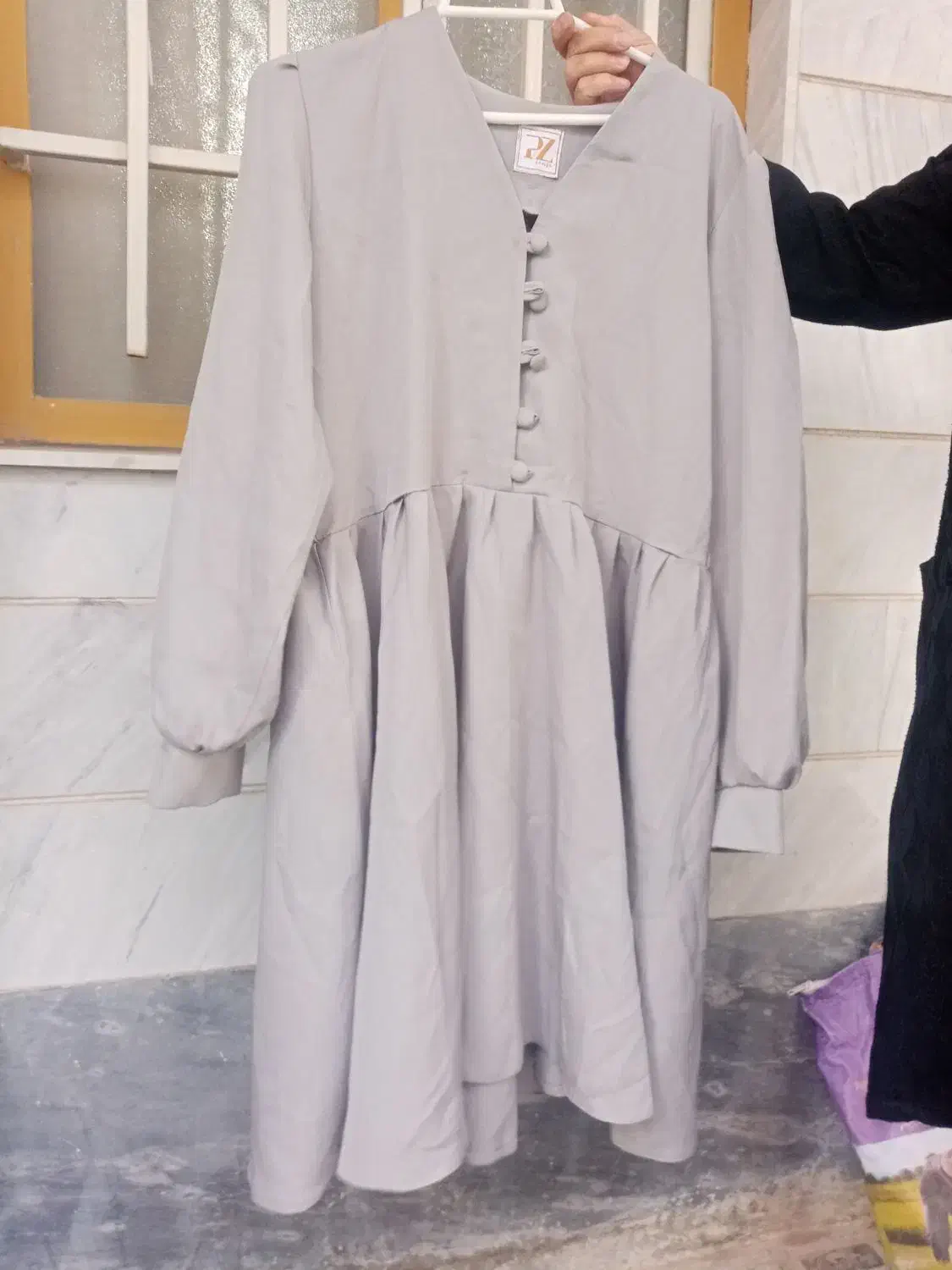 چندعدد مانتو. بلوز وشلوار لی زنانه فقط.|لباس|اراک, |دیوار