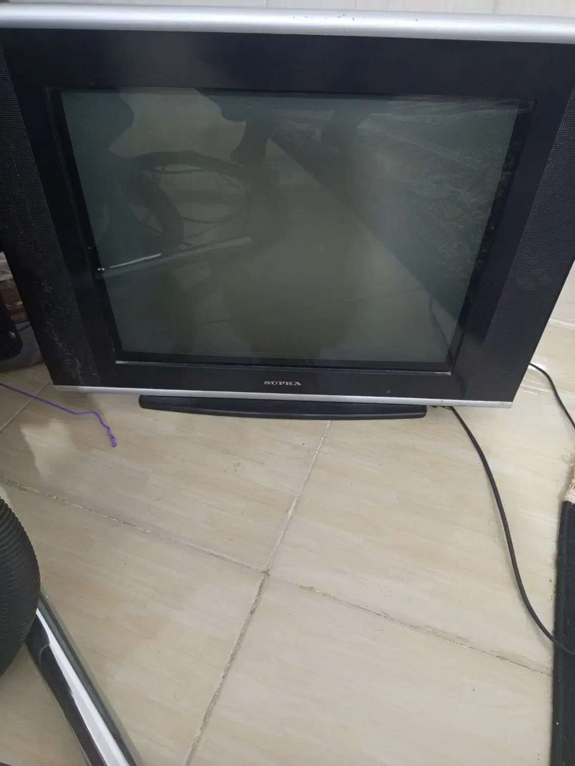 T V|تلویزیون و پروژکتور|جاسک, |دیوار