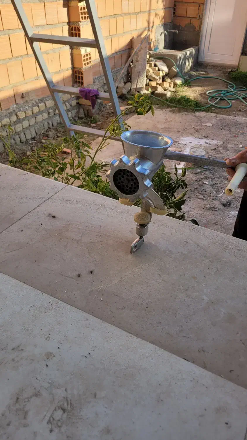 چرخ گوشت دستی و چرخ رنده دستی|خردکن، آسیاب، غذاساز|آق قلا, |دیوار