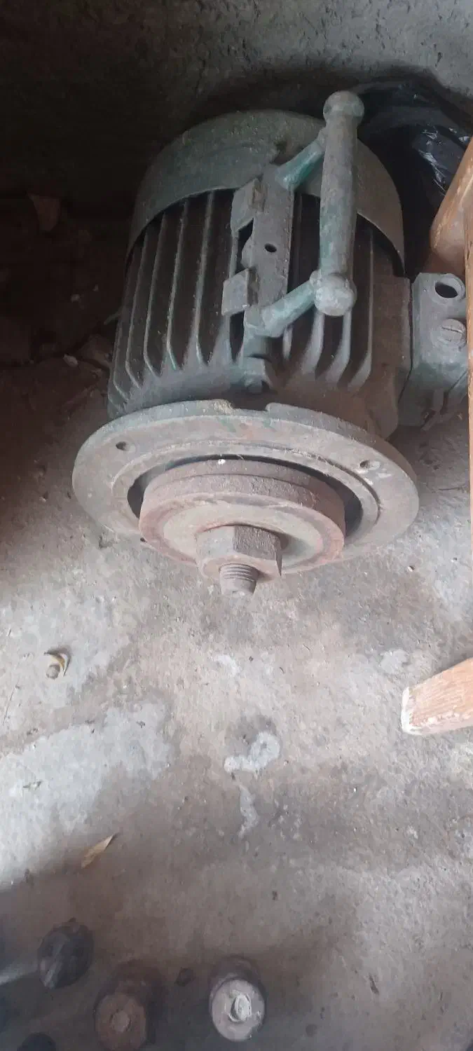 اره آتیشی و دینام|ماشین‌آلات صنعتی|فرح آباد, |دیوار