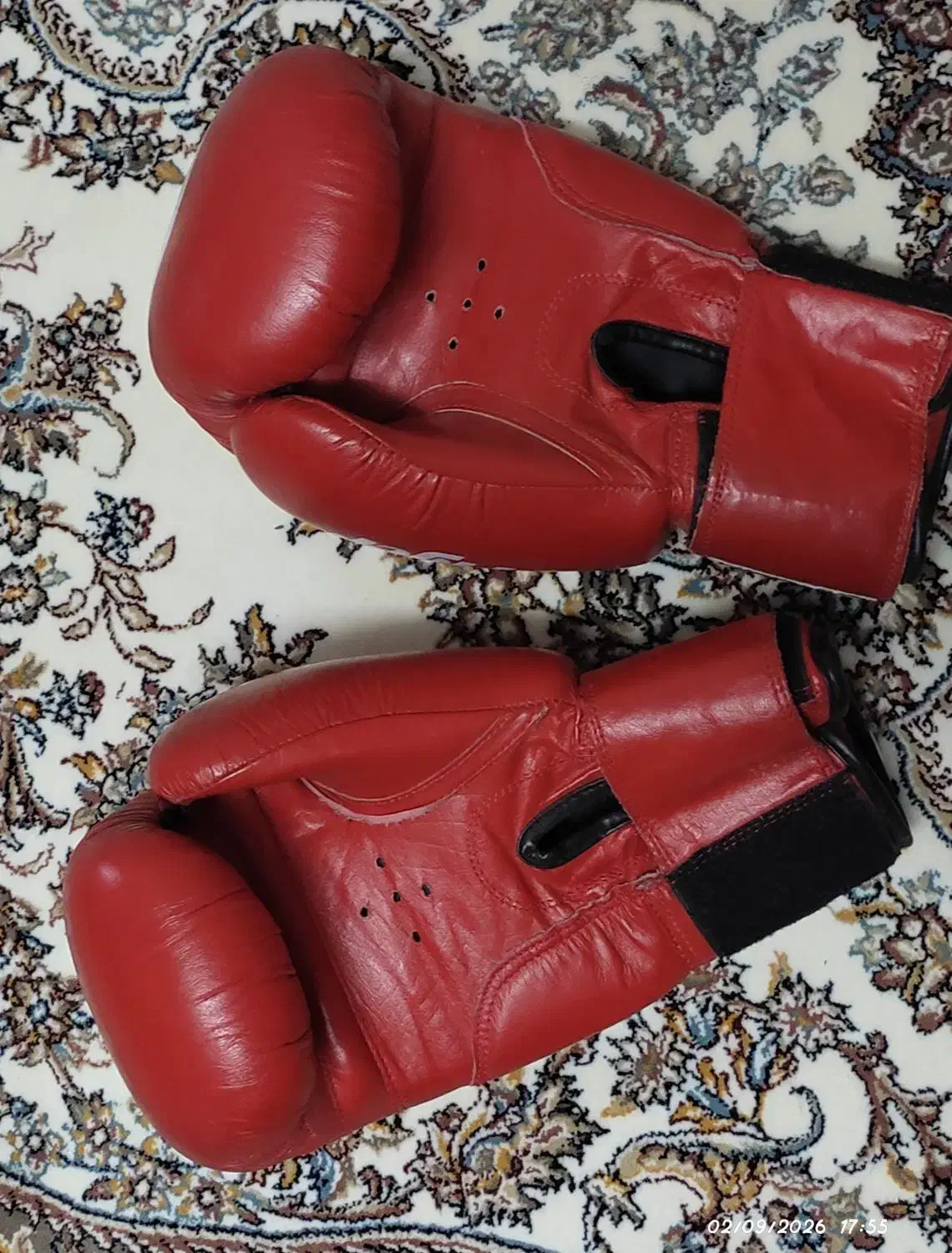 دستکش بوکس|تجهیزات ورزشی|قم, سنگ بند|دیوار