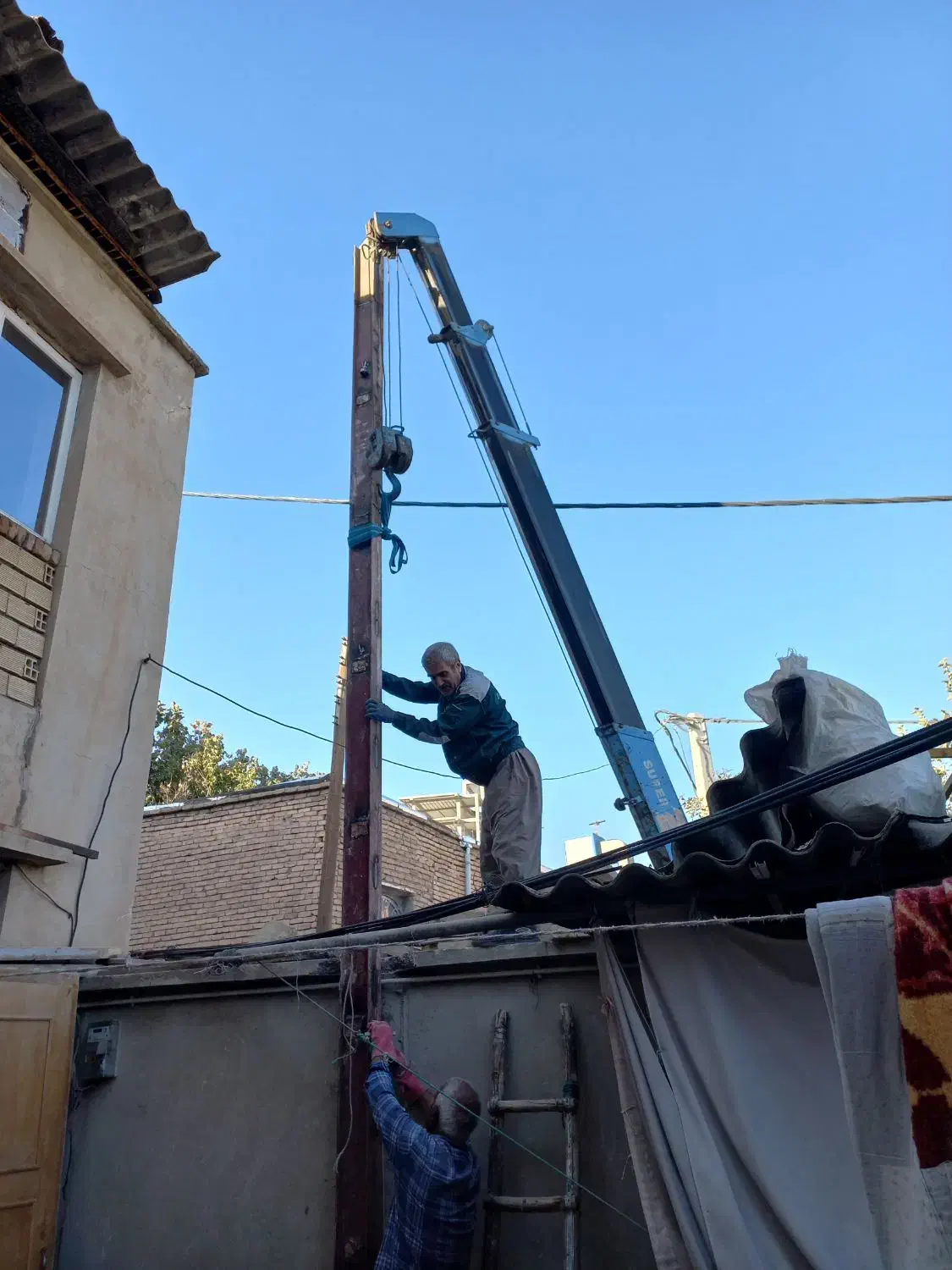 جرثقیل نیسان در خدمات|خدمات حمل و نقل|کرمانشاه, |دیوار