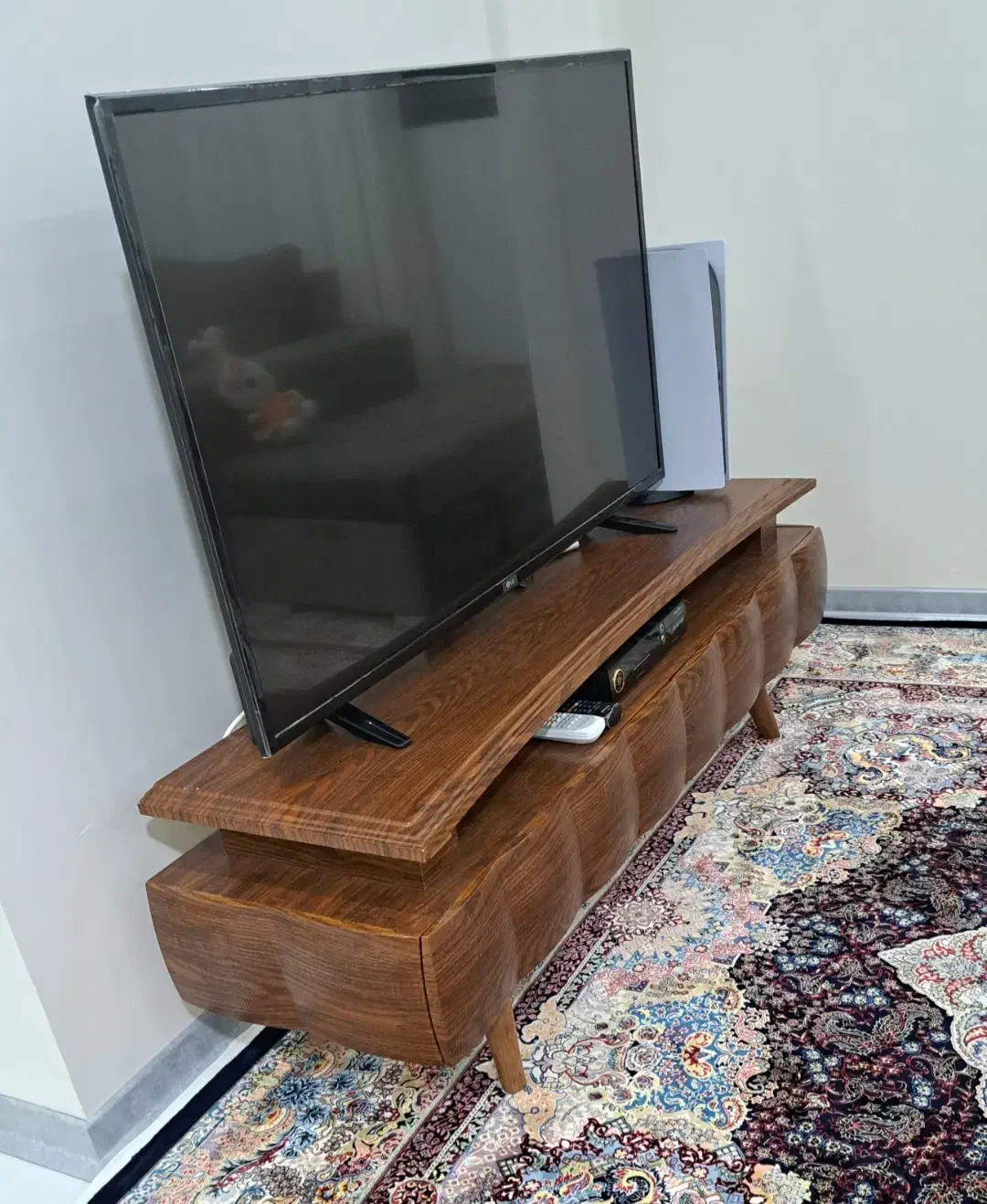 میز تی وی جا کفشی جلو مبلی|میز تلویزیون|شاهین‌شهر, اقبال لاهوری|دیوار