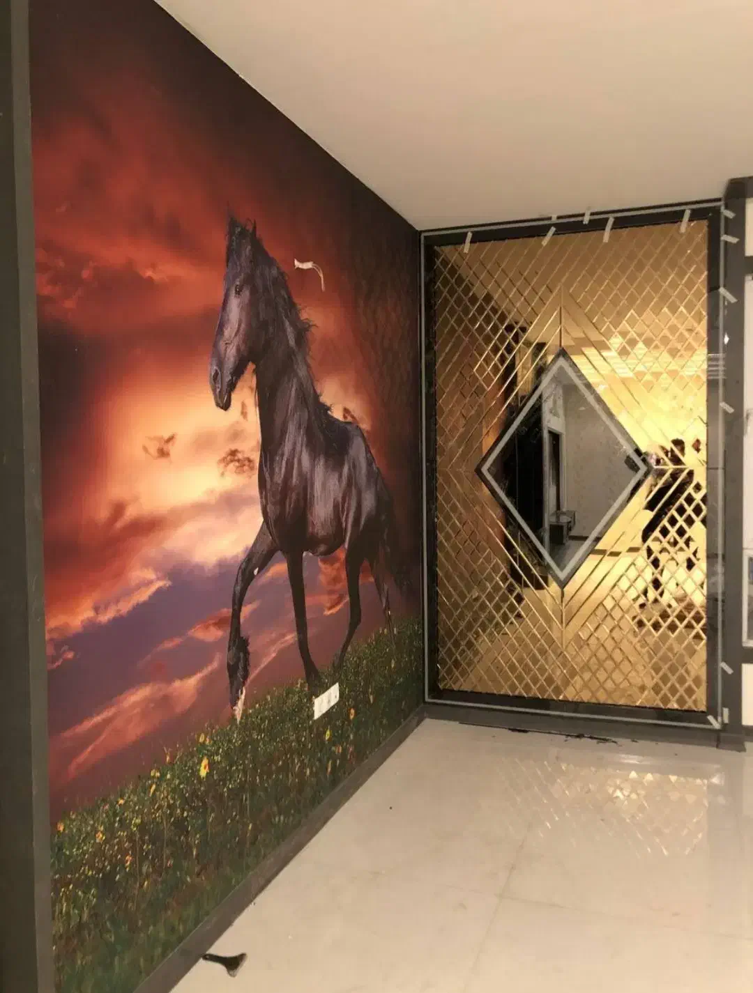 تولید، پخش و اجرا انواع آئینه های دکوراتیو/آبشاری|آینه|مشهد, کلاهدوز|دیوار