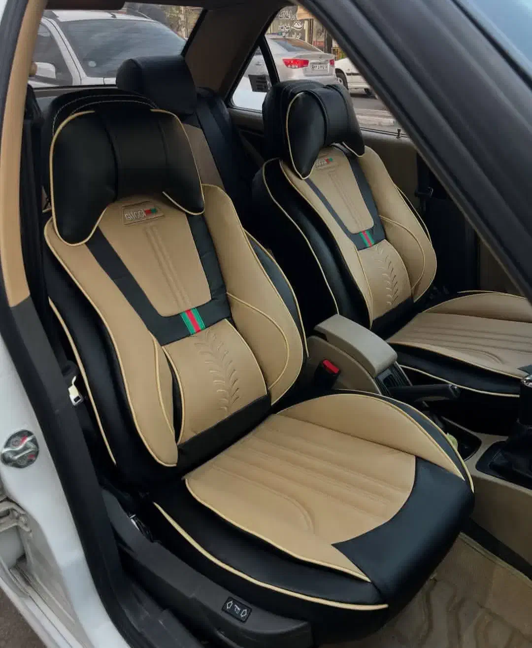 نصاب روکش و کفپوش و مانیتور|خدمات موتور و ماشین|اصفهان, احمدآباد|دیوار