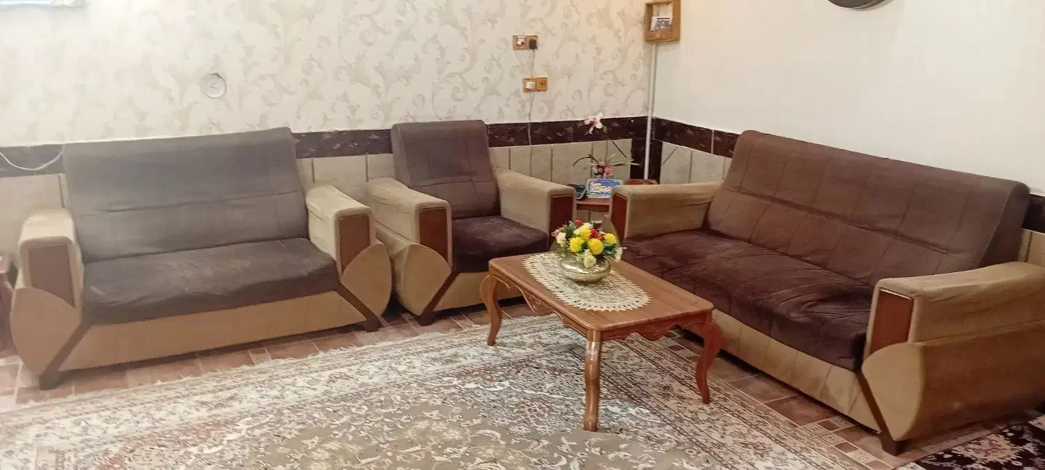 مبل راحتی ۷نفره|مبلمان خانگی و میز عسلی|بروجرد, |دیوار