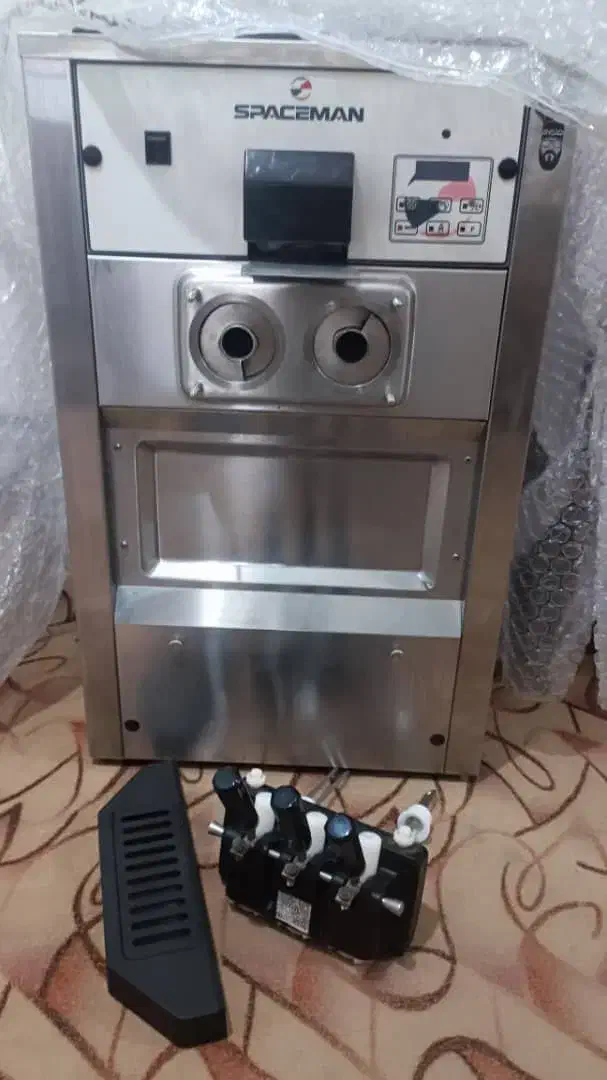 دستگاه بستنی قیفی|کافی‌شاپ و رستوران|آبدان, |دیوار