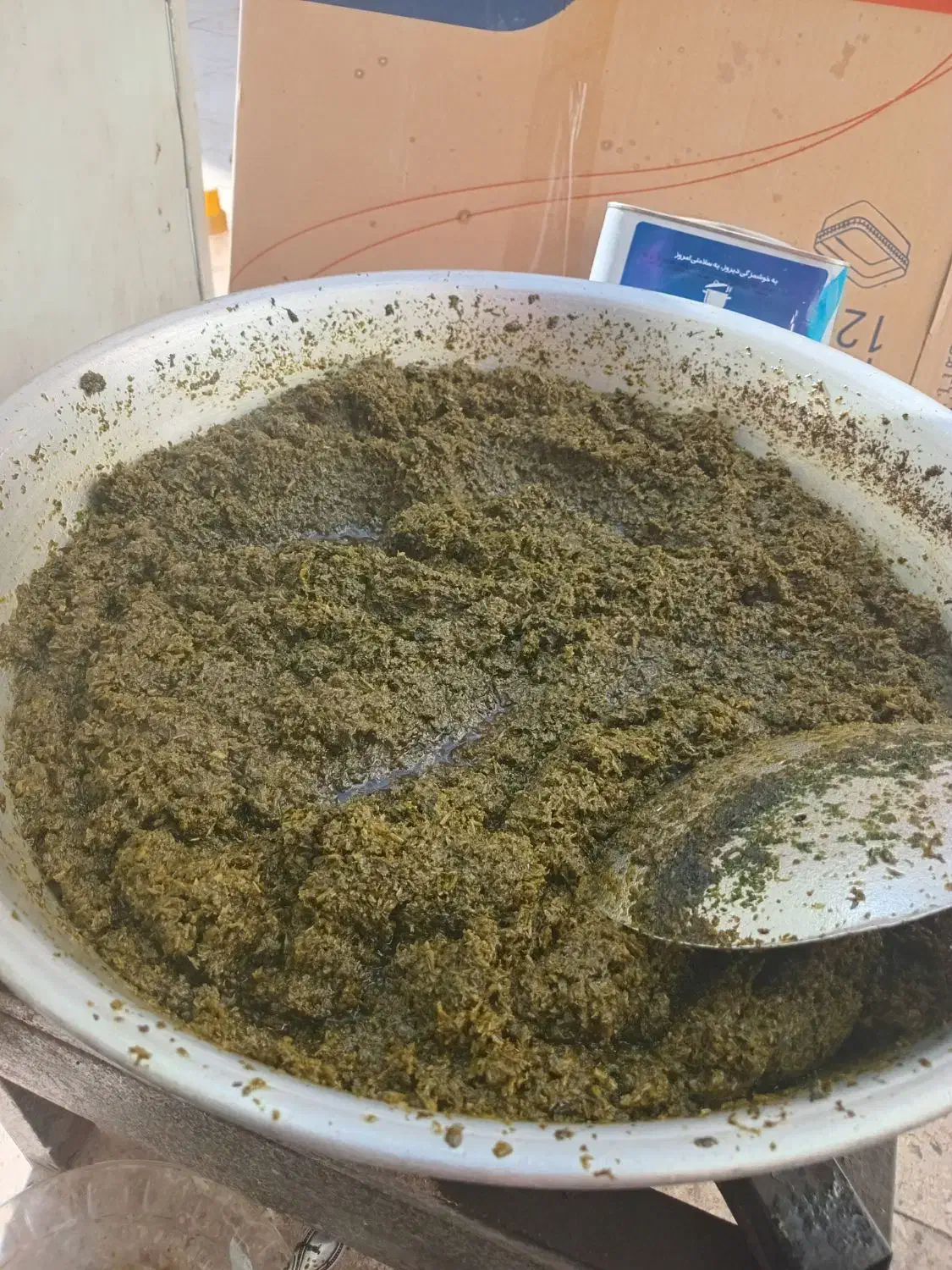 رب خانگی و قرمه سبزی و ترشیجات و بادمجان سرخ کباب|خوردنی و آشامیدنی|تهران, مشیریه|دیوار