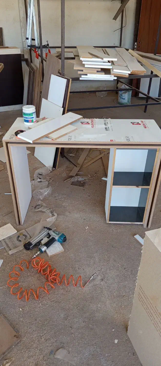 میز مطالعه.جنس درجه یک.تعداد مهدود|میز تحریر و کامپیوتر|یاسوج, |دیوار