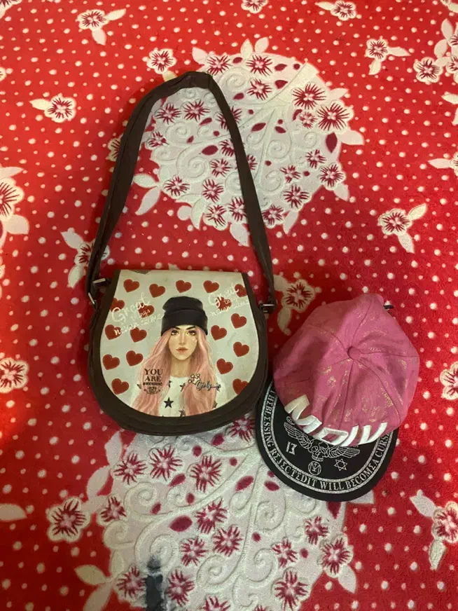 تمامی این ست ها به قیمت ۲۰۰ هزار|کیف، کفش، کمربند|اصفهان, قائمیه|دیوار