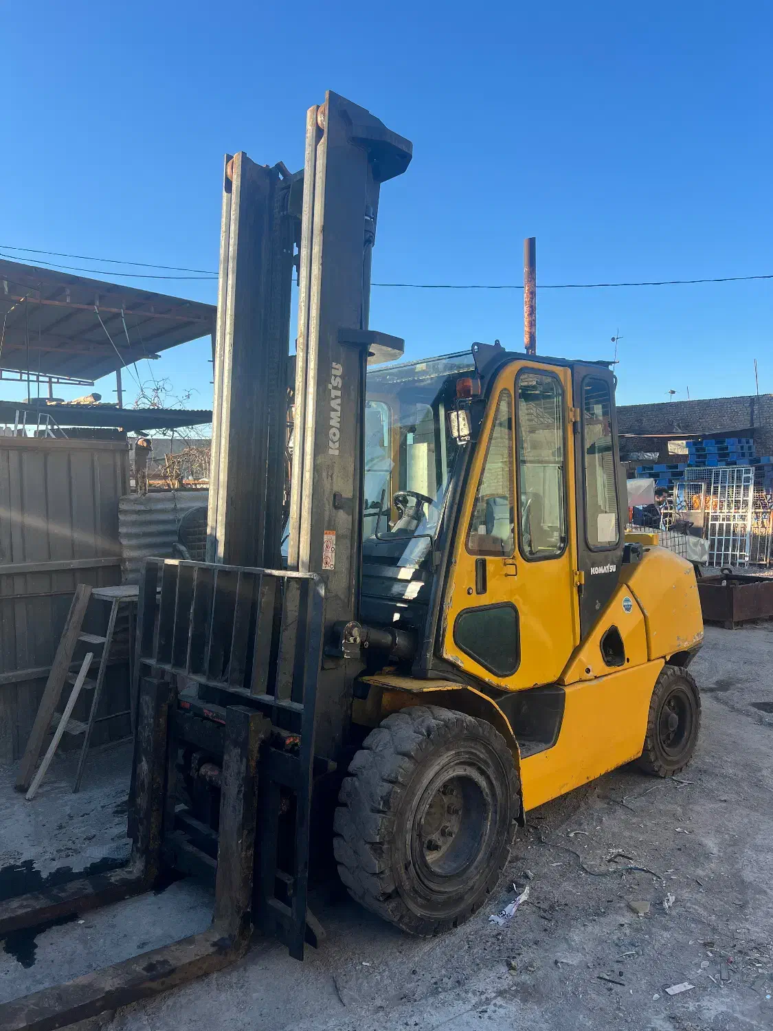 لیفتراک کوماتسو پنچ تن خط ۱۰مدل ۲۰۱۲|خودرو سنگین|قزوین, |دیوار