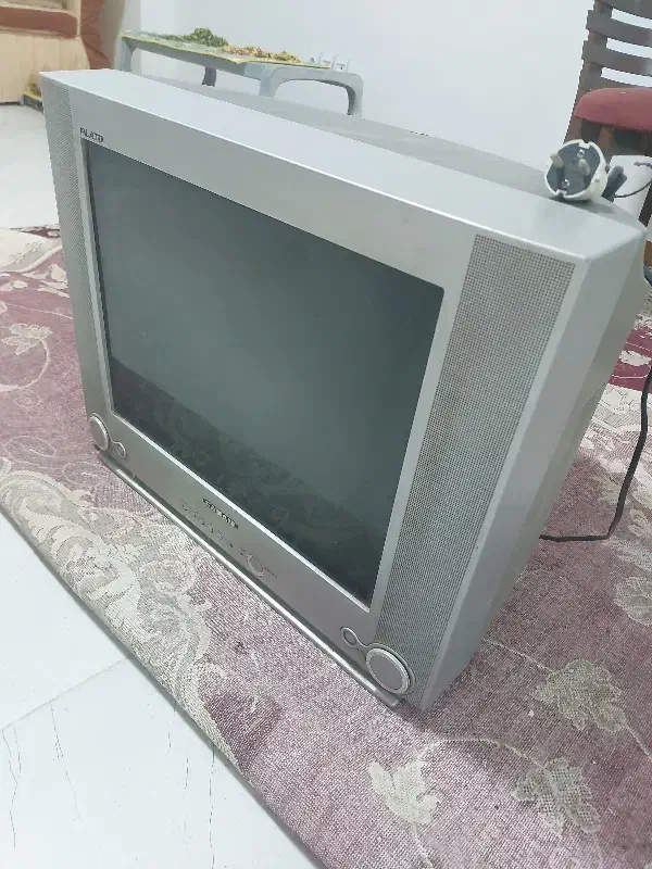 تلویزیون ۲۱ اینچ صنام|تلویزیون و پروژکتور|مبارکه, |دیوار