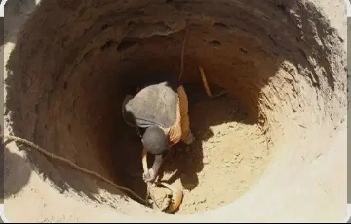 حفاری چاه فاظلاب و تخریب کاری ساختمان با قیمت خوب|خدمات پیشه و مهارت|لردگان, |دیوار