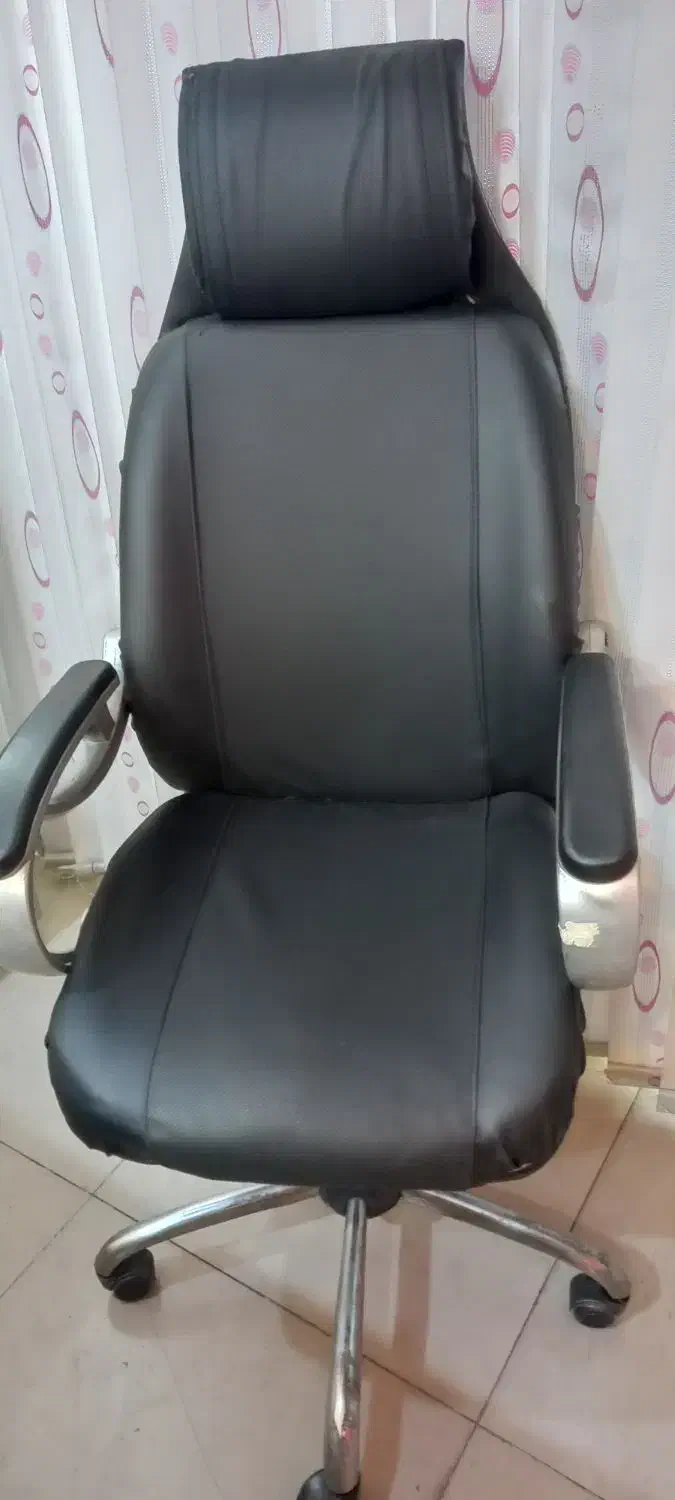 صندلی چرخدار اداری|صندلی و نیمکت|داراب, |دیوار