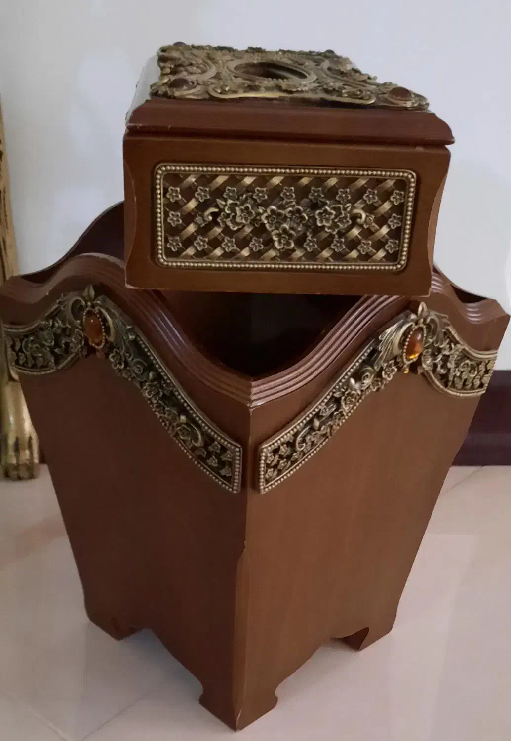 ست سطل ودستمال چوبی کارشده با برنز|صنایع دستی و سایر لوازم تزئینی|یزد, |دیوار