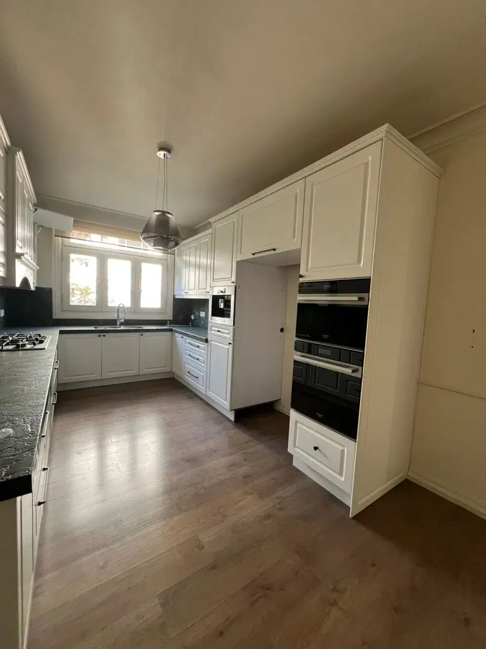 کامرانیه260مترخوش نقشه باکلیه امکانات رفاهی