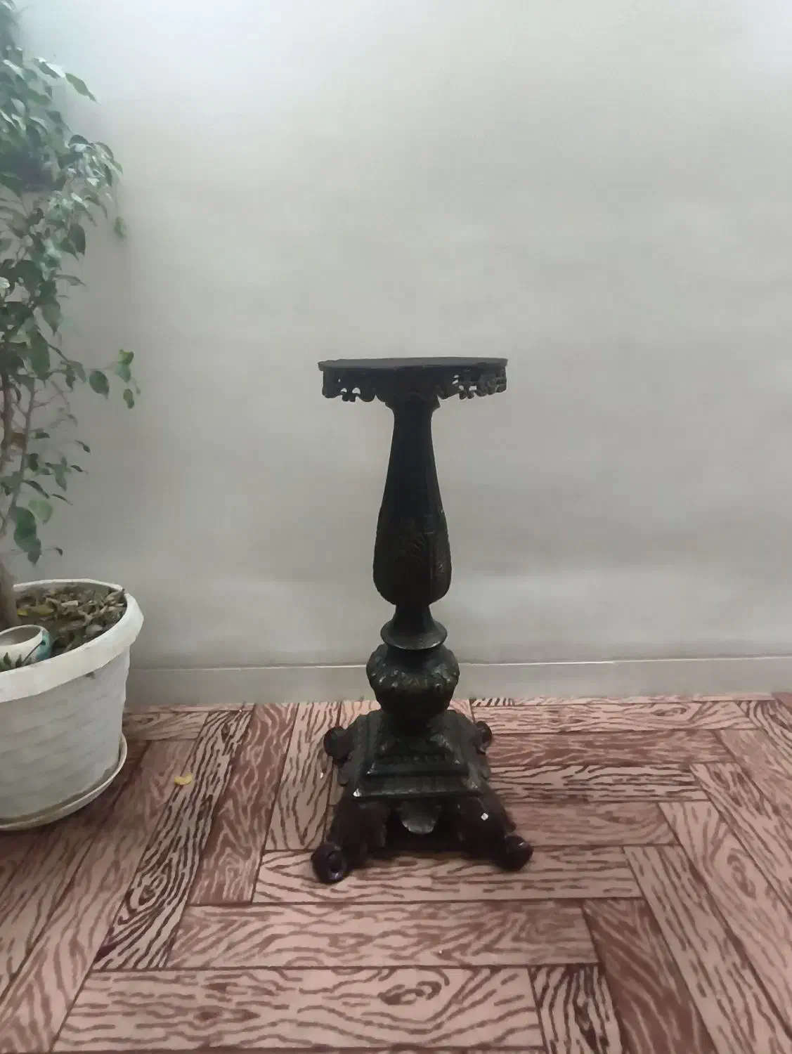 میز برنز|مبلمان خانگی و میز عسلی|فولادشهر, A3|دیوار