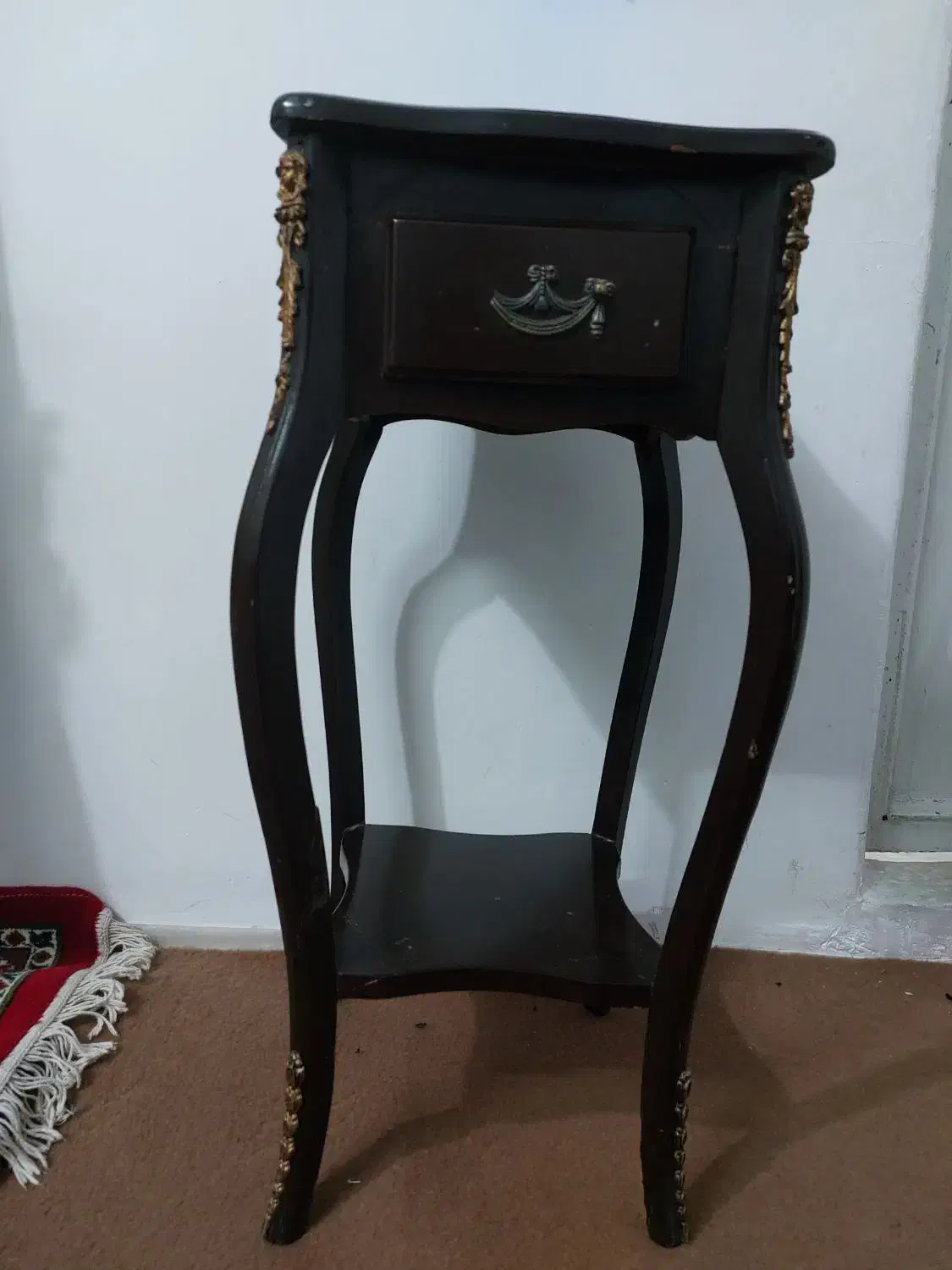 میزتلفن|میز تلفن|قم, شاه ابراهیم|دیوار