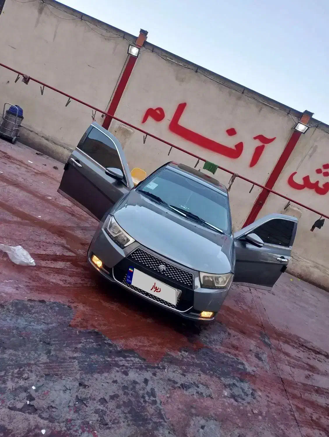 دنا پلاس|خودرو سواری و وانت|تهران, فرودگاه مهرآباد|دیوار