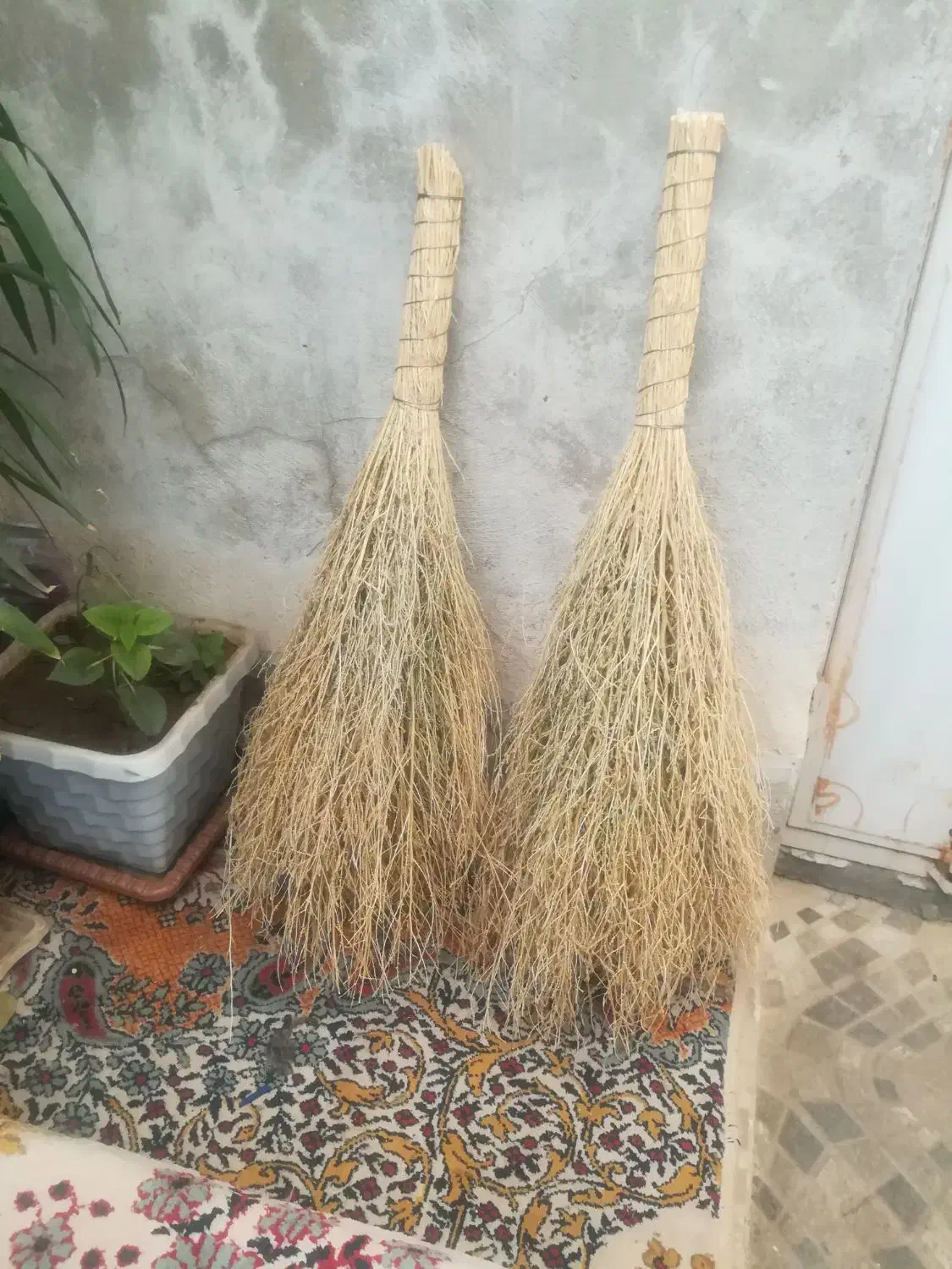 جارو دستی|لوازم نظافت|ارومیه, |دیوار