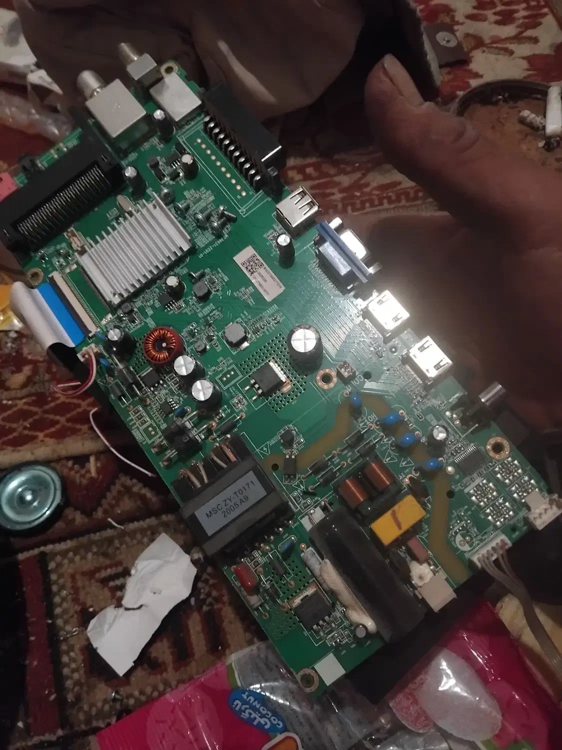 برد تلویزیون ۲۹اینچ سالم|تلویزیون و پروژکتور|همدان, |دیوار