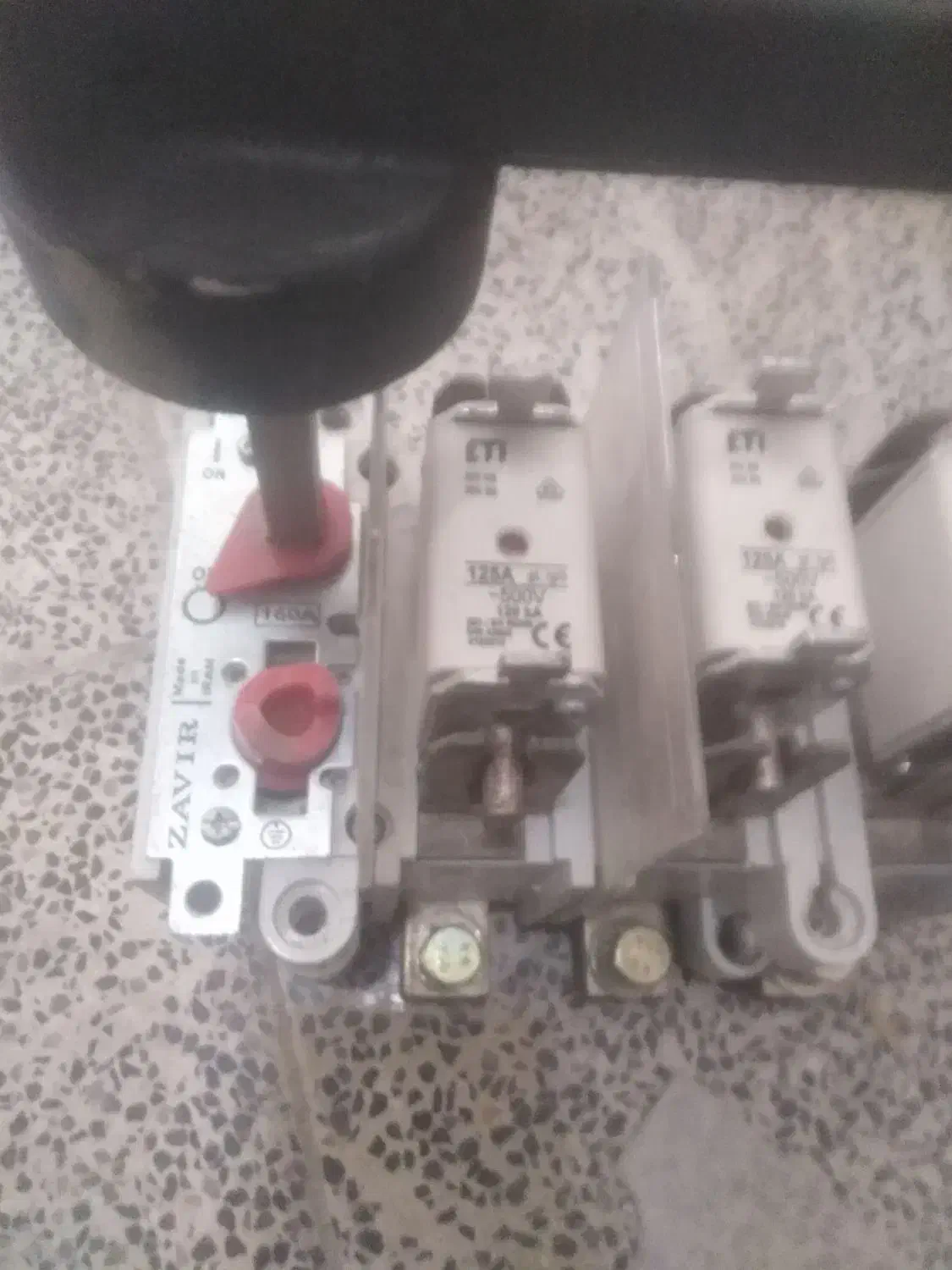 فروش کلید، کنتاکتور، کنترل فاز وساعت|مصالح و تجهیزات ساختمان|جونقان, |دیوار