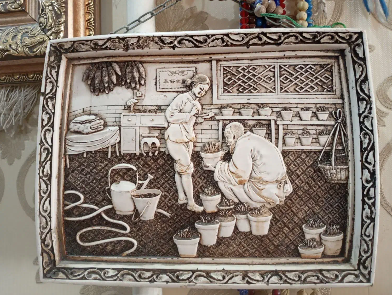 قاب قدیمی چینی سنگی هس|کلکسیون اشیاء عتیقه|نجف‌آباد, ویلاشهر|دیوار