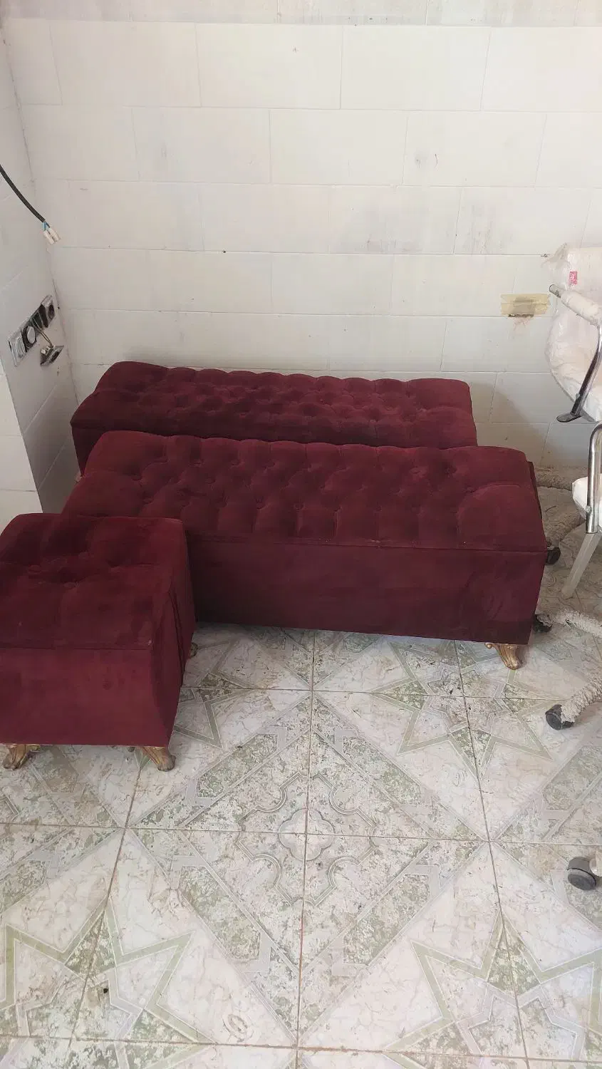 دو عدد پاف دونفره و دوعدد تک نفره  مخمل کمد دار|مبلمان خانگی و میز عسلی|بندر ماهشهر, |دیوار