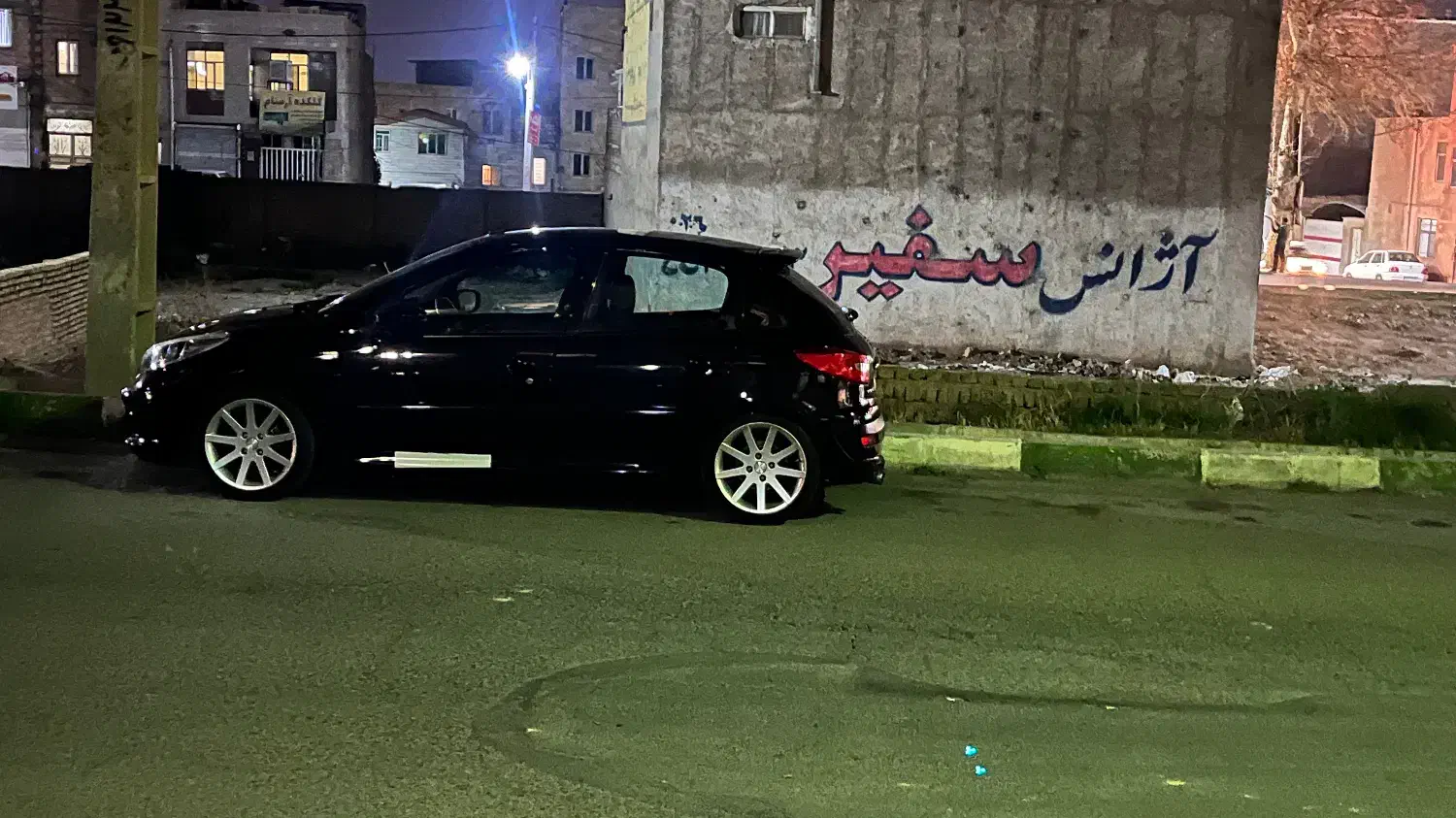 207 مدل ۹۷ دنده|خودرو سواری و وانت|هشتگرد, هشتگرد قدیم|دیوار