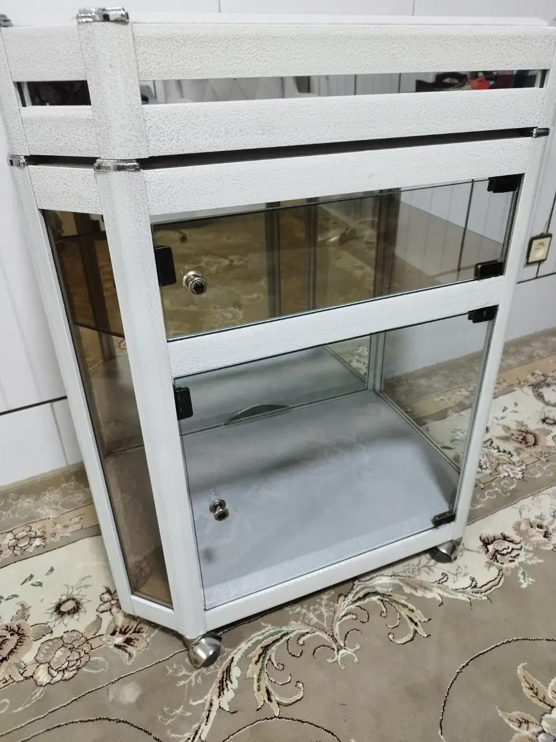 میز تلویزیون|میز تلویزیون|فولادشهر, B5|دیوار