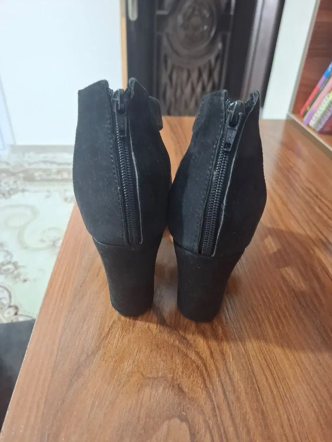 کفش مجلسی|کیف، کفش، کمربند|مرند, |دیوار