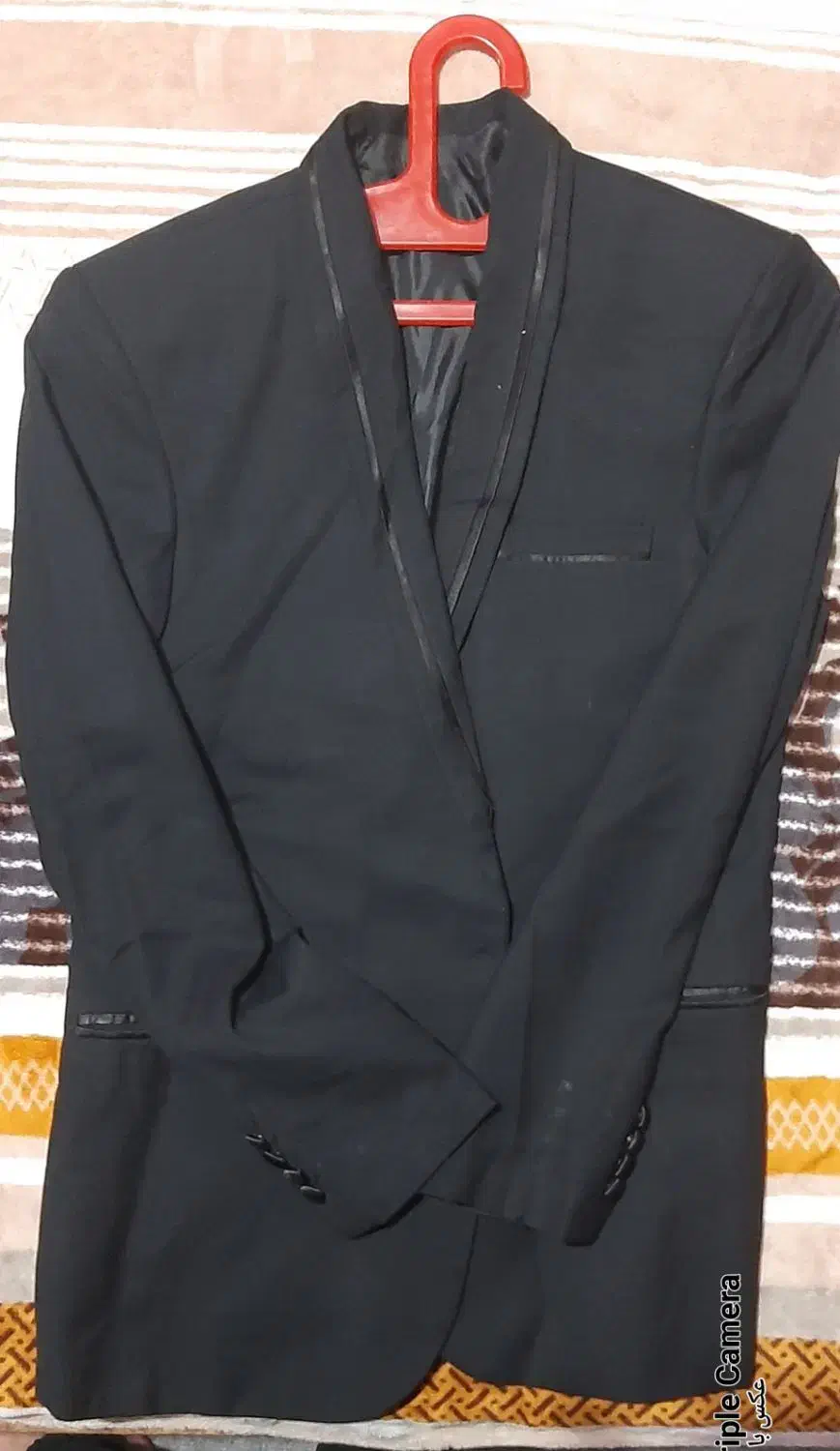 سه عدد کت مردانه و پسرانه|لباس|خوی, |دیوار