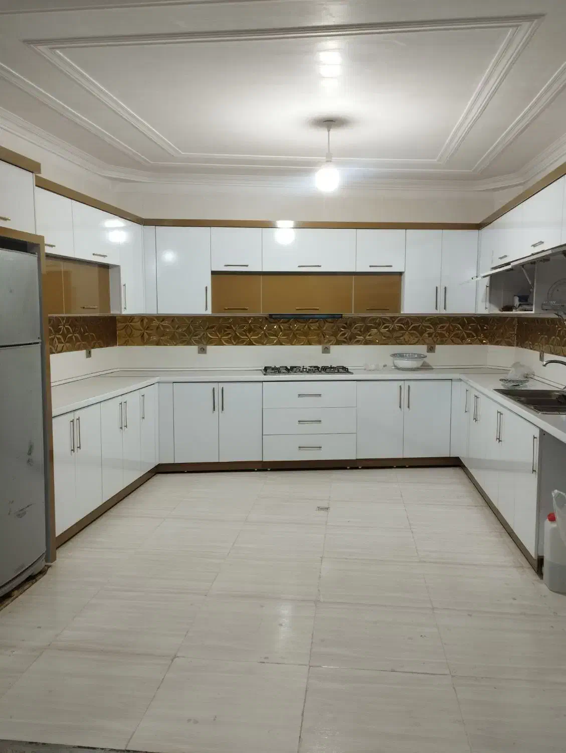 واحد طبقه اول حاشیه دانشجو|اجارهٔ آپارتمان|زابل, |دیوار