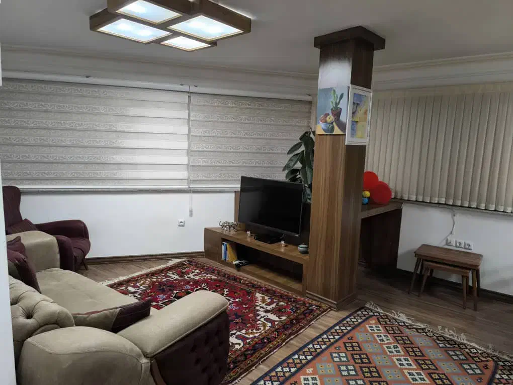 اجاره روزانه واحد نقلی وسط شهر شیک و تمیز|اجارهٔ کوتاهمدت آپارتمان و سوئیت|رشت, رودباری|دیوار