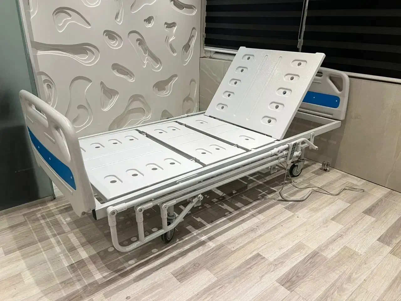 تخت ترند شیب دار|پزشکی|تهران, اباذر|دیوار