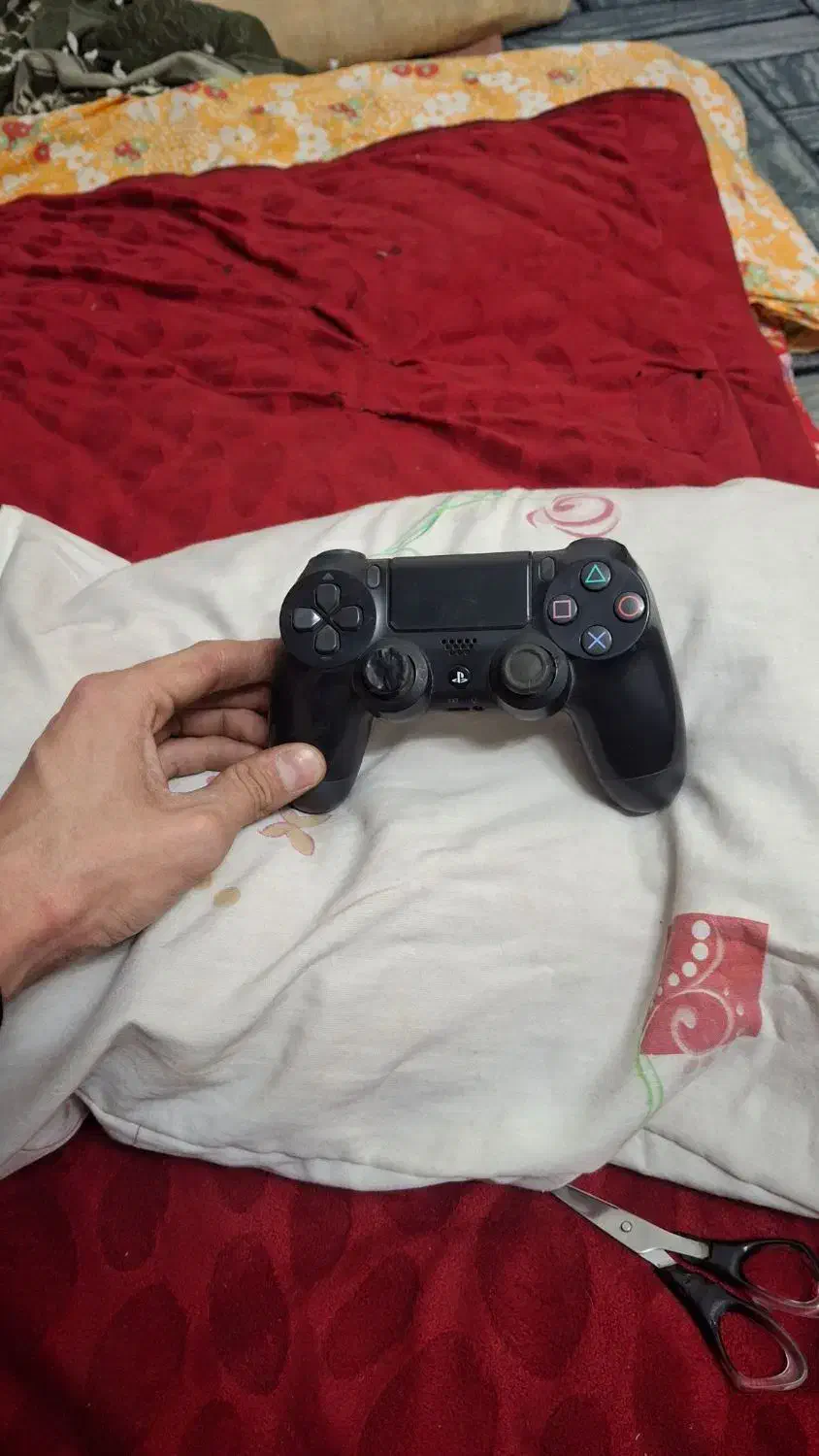 یک عدد پی اس فور به فورش میرسد|کنسول، بازی ویدئویی و آنلاین|گلستان (تهران), |دیوار