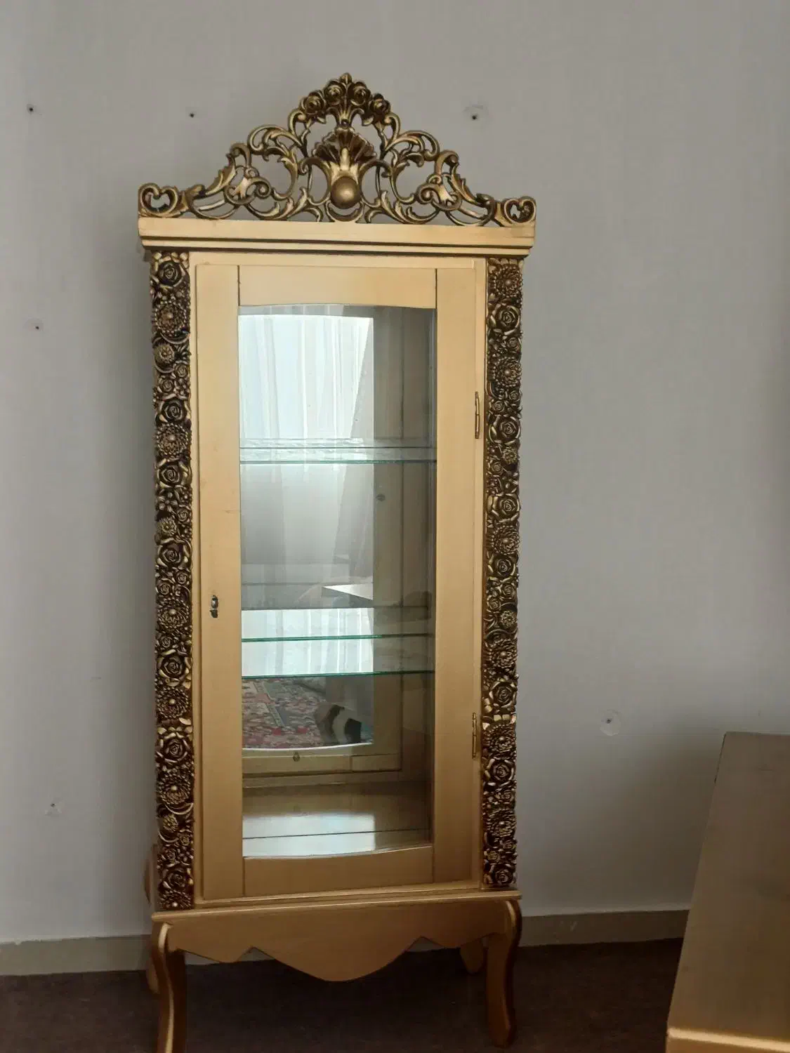 بوفه طلایی رنگ|بوفه، ویترین، کنسول|قزوین, |دیوار