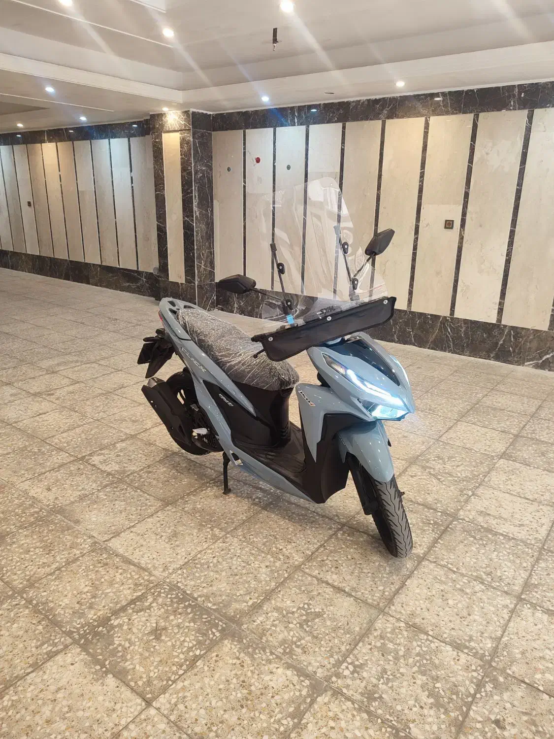 طرح کلیک مدل1402|موتورسیکلت|قرچک, زیبا شهر|دیوار